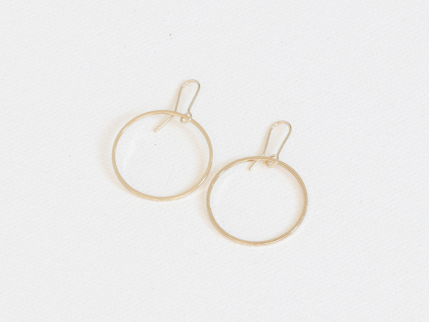 Alette Front Facing Circle - Gold